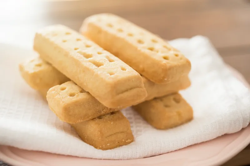 Spring shortbread