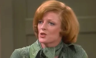 maggie smith young, maggie smith spouse, maggie smith movies, dame maggie smith, maggie smith movies and tv shows, maggie smith poet, good bones maggie smith